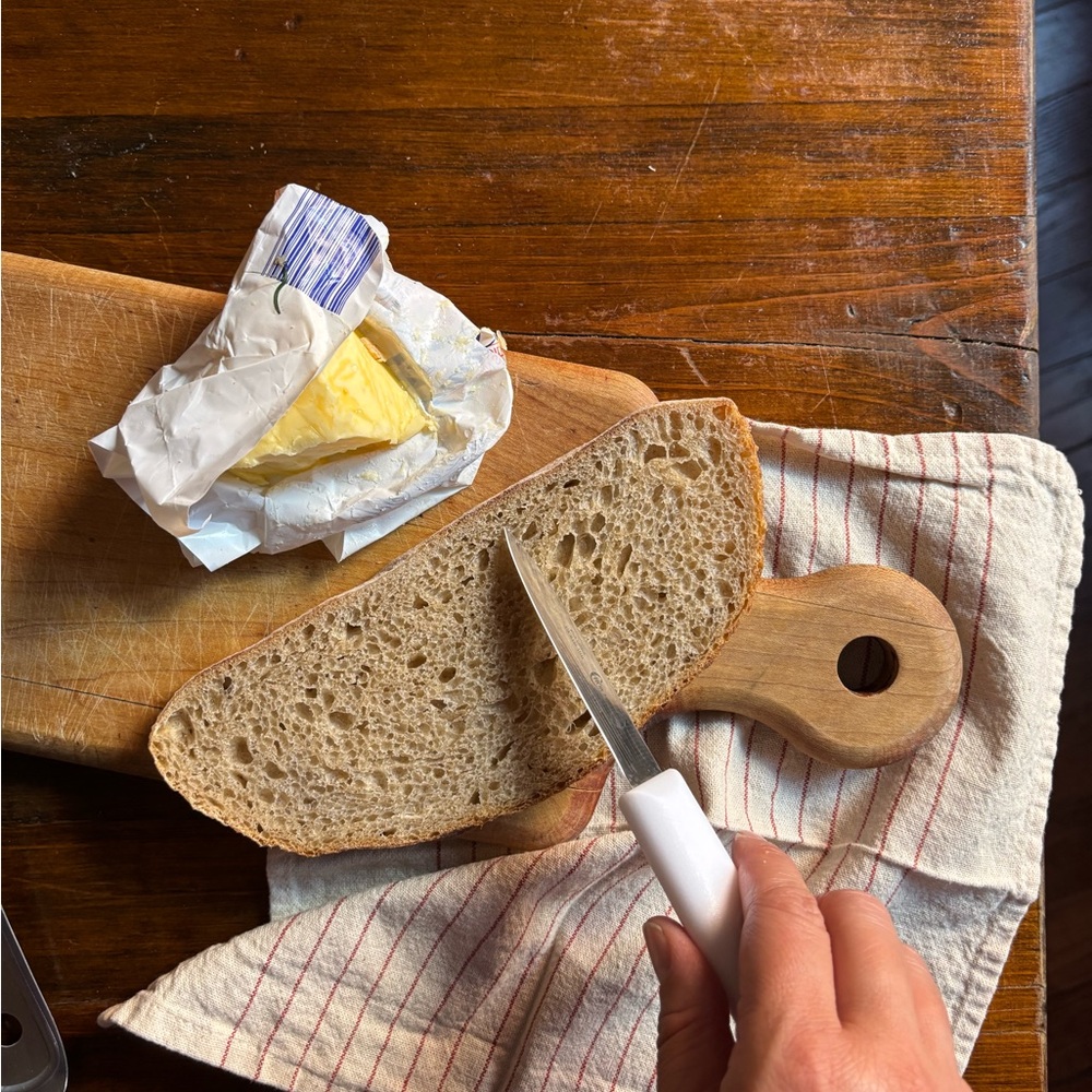 NWT 3 1/4 smooth edge paring knife with the white handle